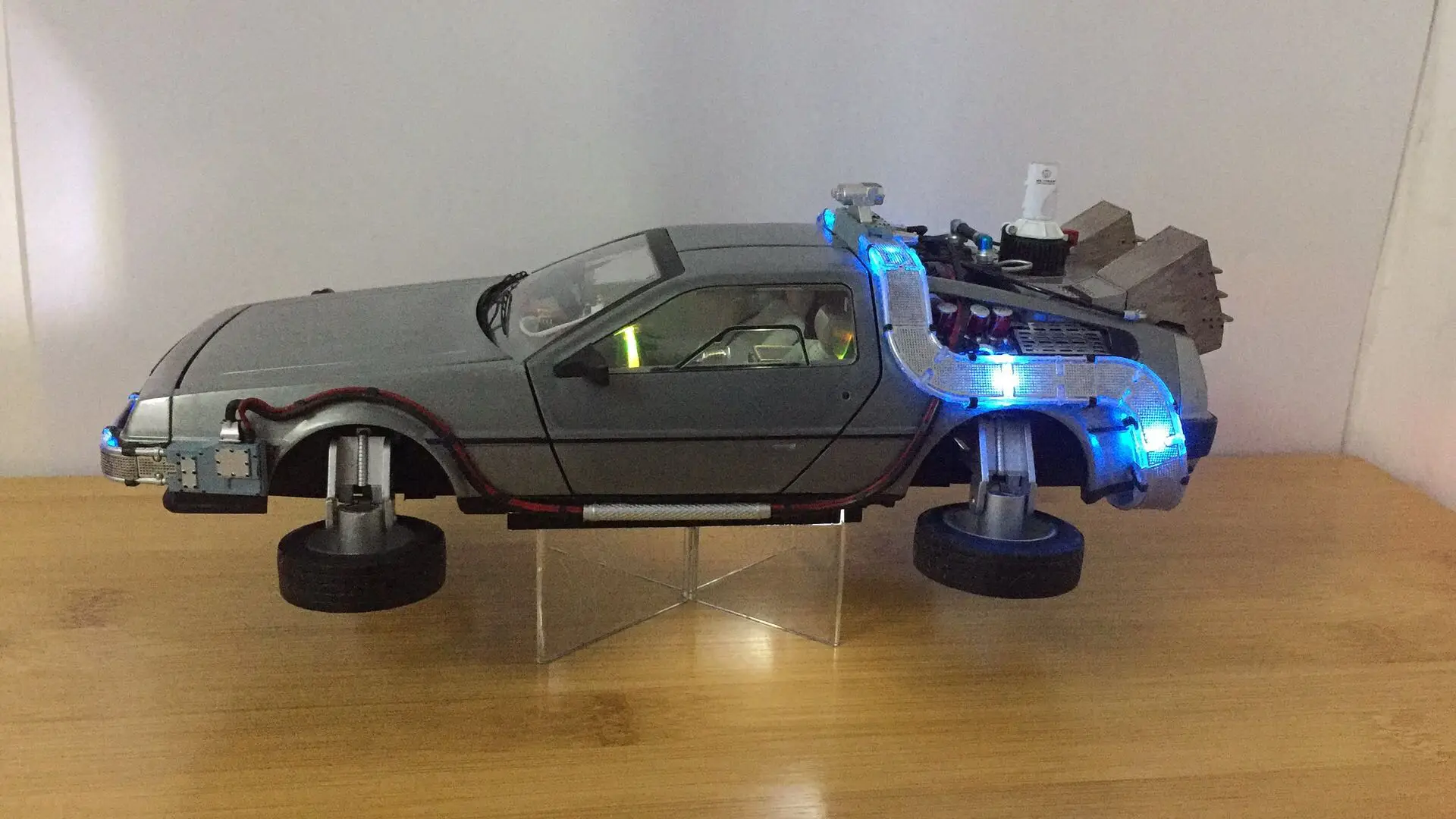 Hot W 1/18 Super Elite Back To The Future 타임 머신 BLY44 Ultimate Editon Collection 다이 캐스트 모델