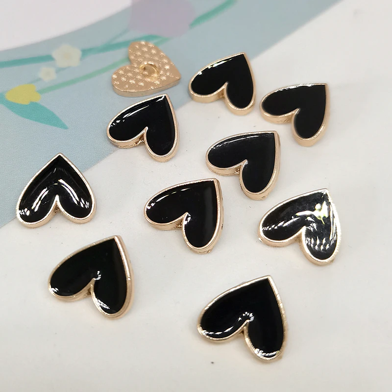10MM 미니 블랙 골드 패션 하트 버튼 의류 도매 장식 여성을위한 작은 버튼 셔츠 블라우스 바느질 바느질