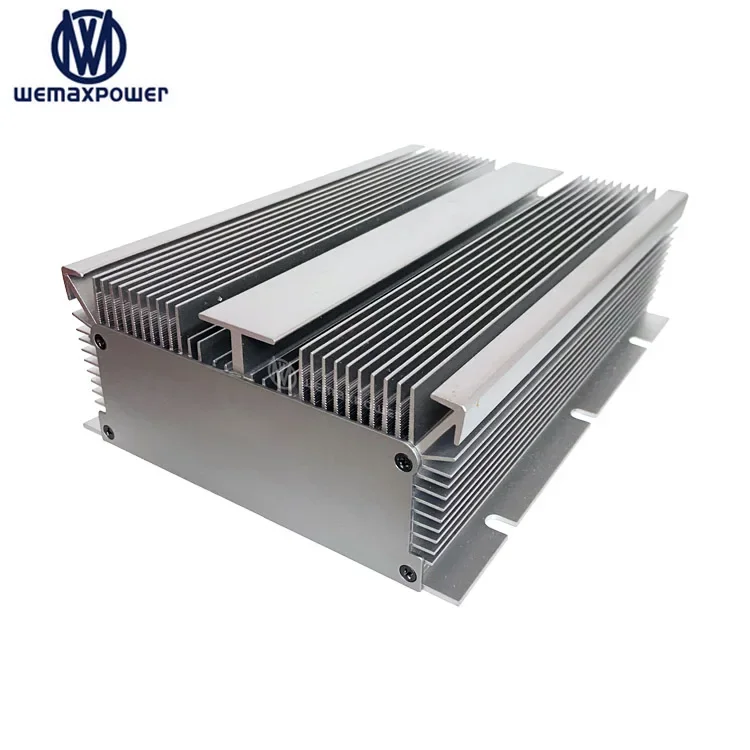 Wemaxpower 12V (12.5V TO 16V) to 14.6V 80A DC TO DC life-po4 Lithium Battery Charger Constant current for RVs Boat Truck