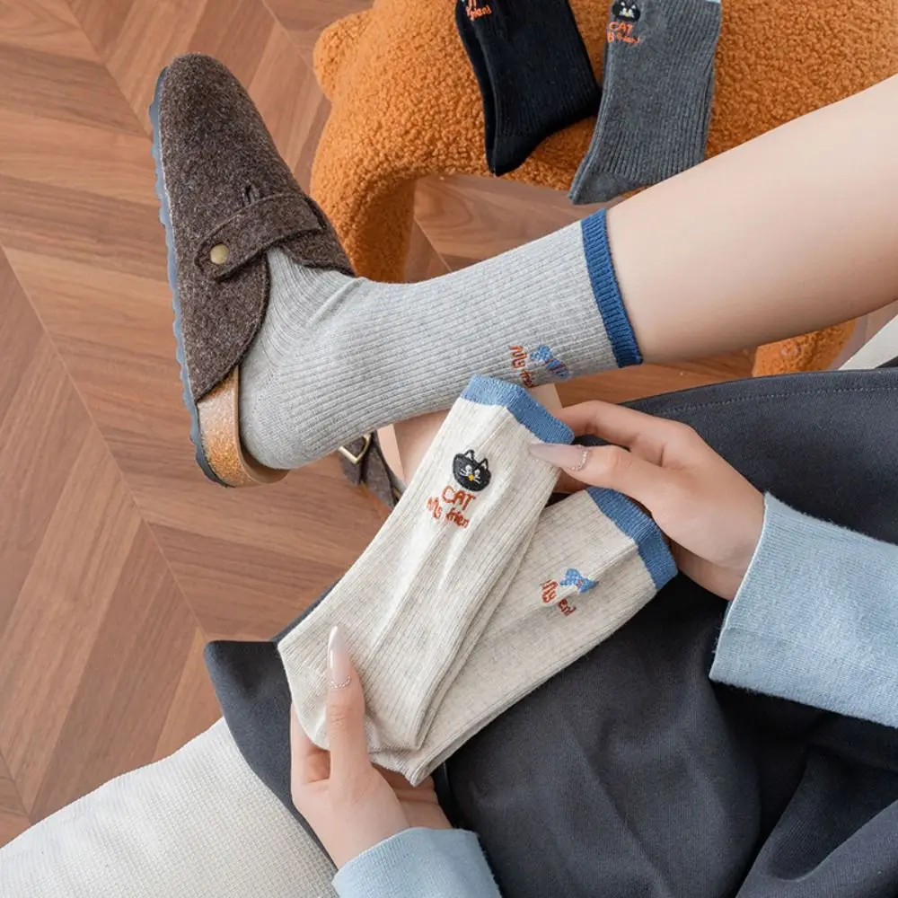 Breathable Cartoon Cat Mid Tube Socks for Men Women