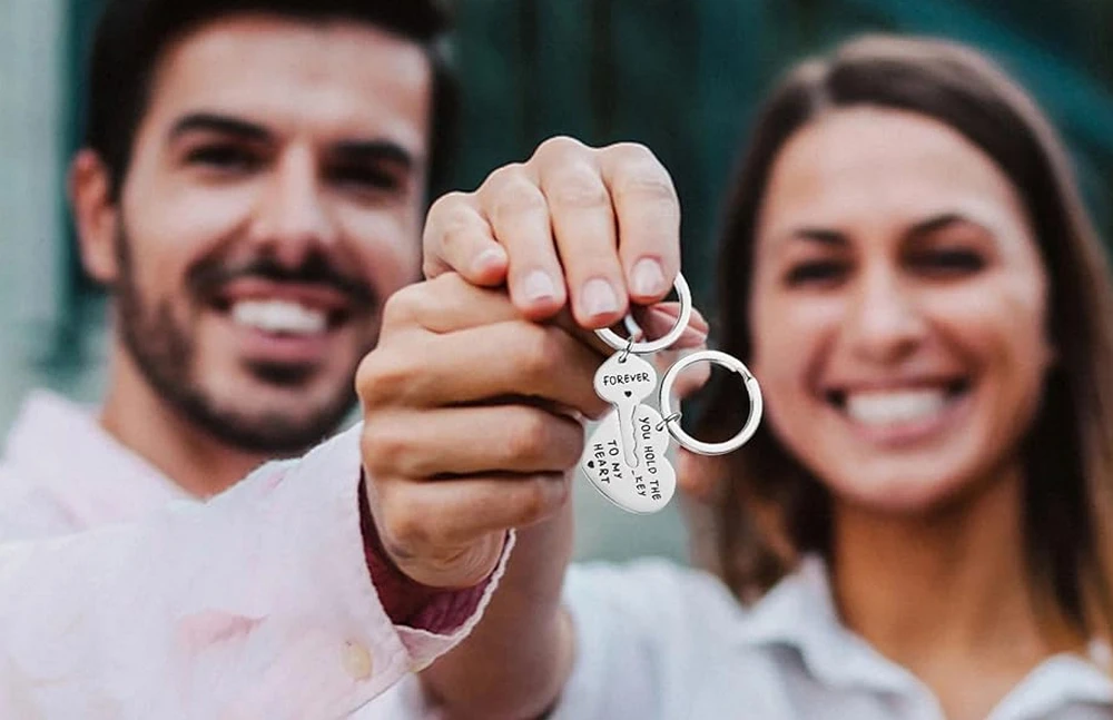 10 Stück personalisierte Schlüsselanhänger, Geschenke, gravierbarer Metall-Schlüsselanhänger aus Edelstahl, Geburtstag, Weihnachten, Valentinstag, individuell gestaltet – Detail 5