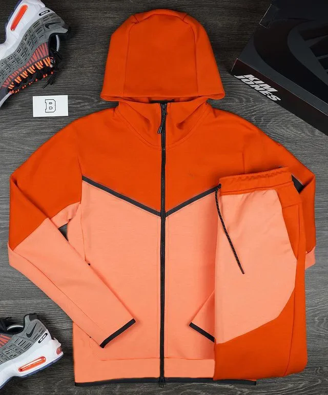 PlatiNum Tracksuit Set Detail 4