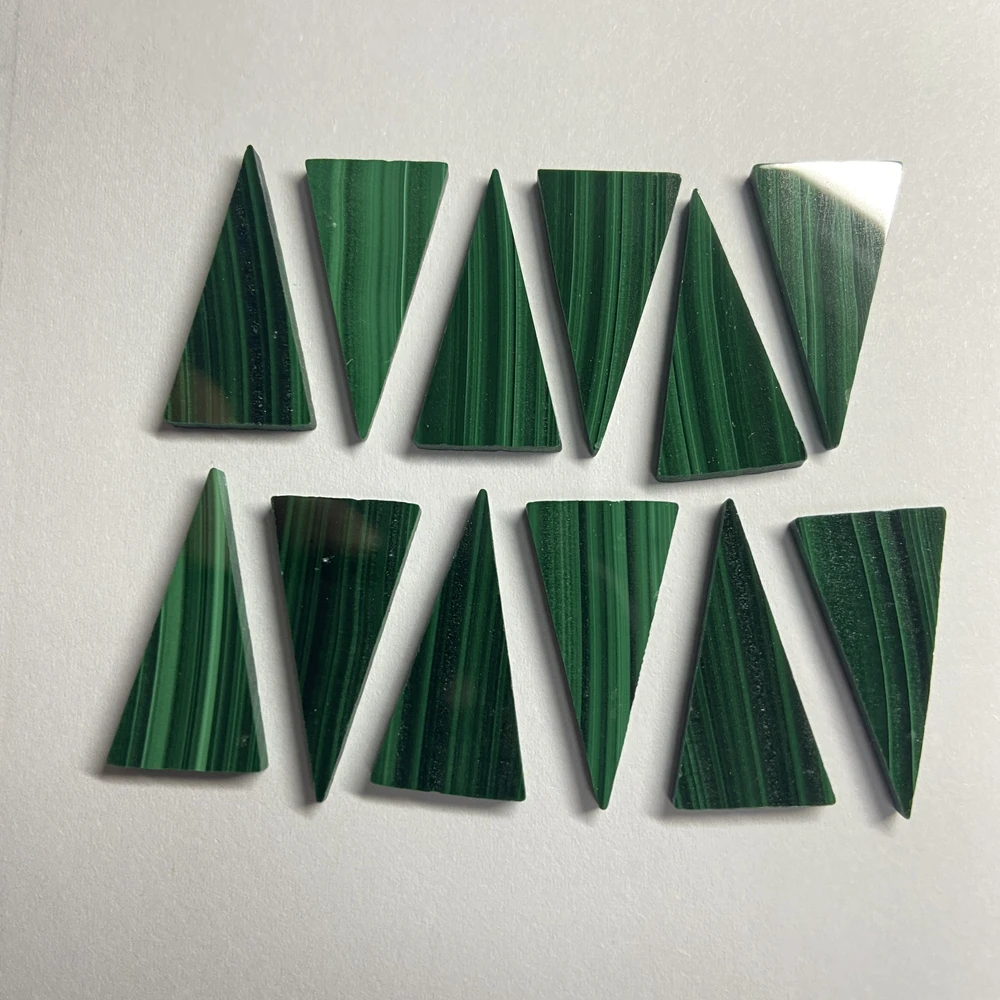 50 Pieces 1 Bag 22x11.5x2mm Big Triangle Slice Flat Natural Green Malachite Gemstone