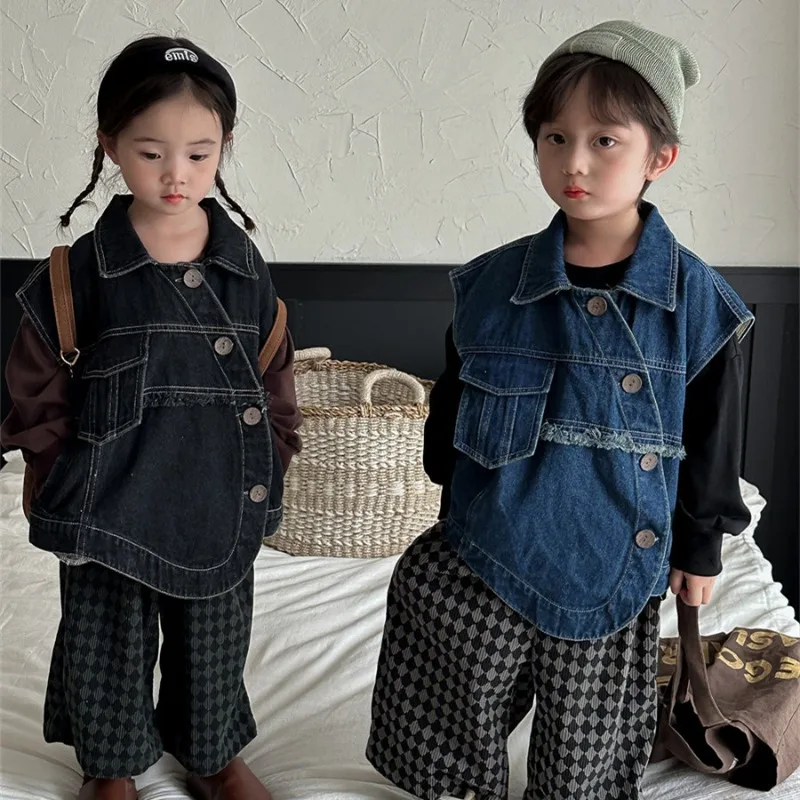 

2023 Autumn Kids fashion Irregular denim Waistcoats Boys Turn-down collar loose Vest Girls casual Tops