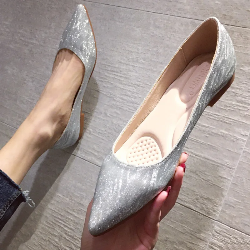 Fashionable Champagne Flat Shoes Spring 2022 New Bridal Wedding Shoes Pointed Maiden Bridesmaid Large Casual Women's Shoes 2