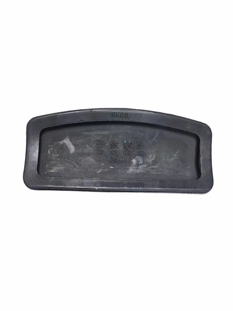 32825-27070 3282527070 Brake pedal rubber sleeve For Hyundai i30 Tucson H-1 Villax New Shengda Meijia Kia Lion Run Jiale Sorento