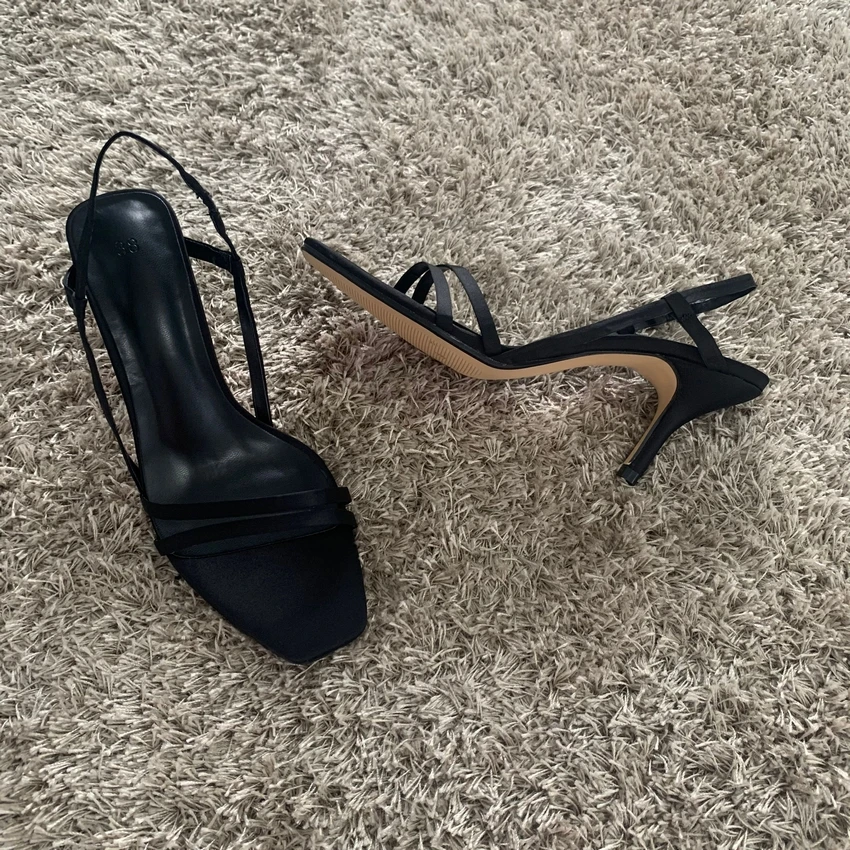 Gold Pump stilettos | Ankle strap sandals heels, Black leather heels, Zara  heels