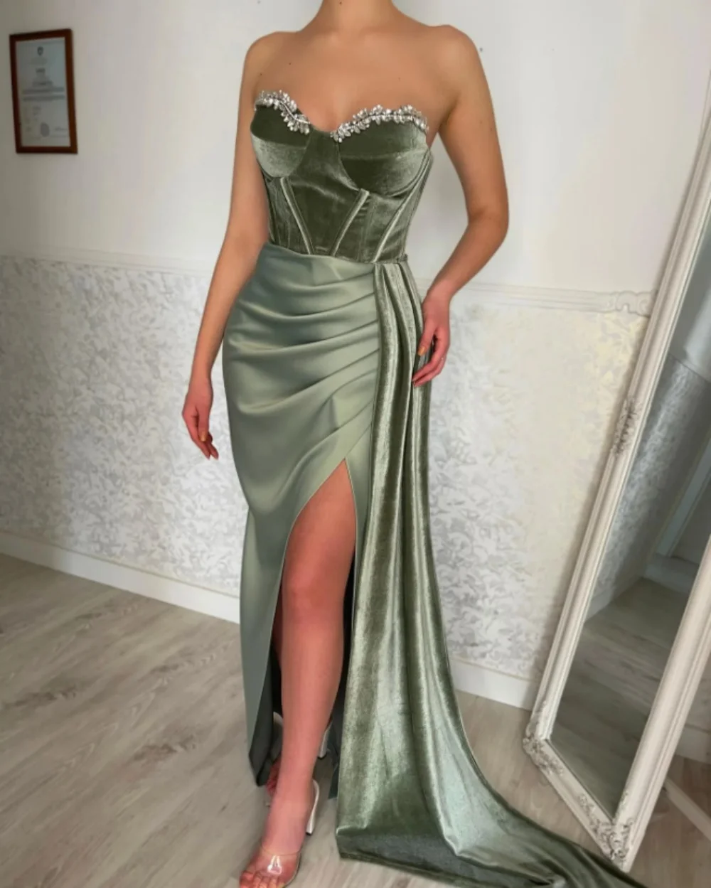 

Sexy Velour Corset Prom Dress Bead Sweetheart Formal Evening dresses 2024 Pleats Side Slit Satin Long Party dress Robe de soirée