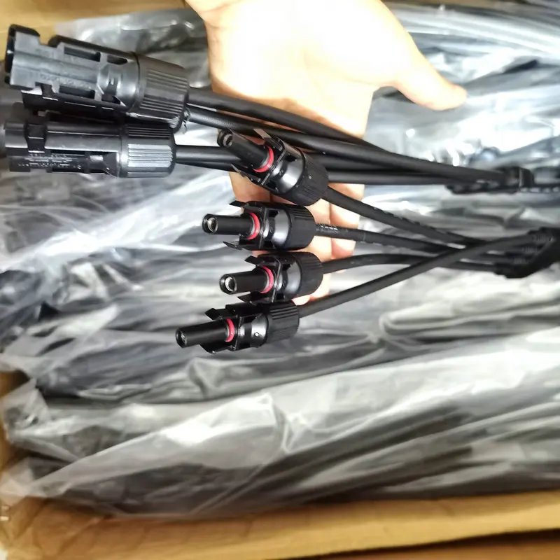 Cavo A Y Per Pannelli Solari TRAMILY - Connettore 4 A 1, Impermeabile IP67