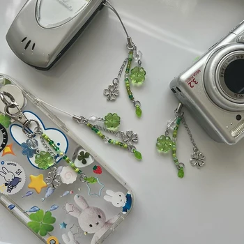 Decorazione per cellulare con trifoglio fatto a mano con perline, portachiavi vibrante con ciondolo CCD, catenella per telefono