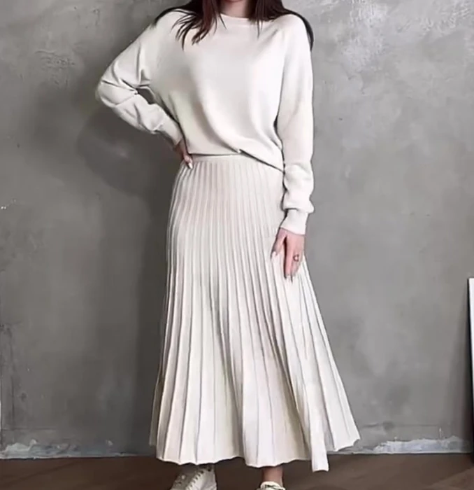 Retro Two-Piece Dress Set 2024 Knitted Long Sleeve Solid Color Round Neck Pullover High Waist Pleated A-Line Long Skirt Set