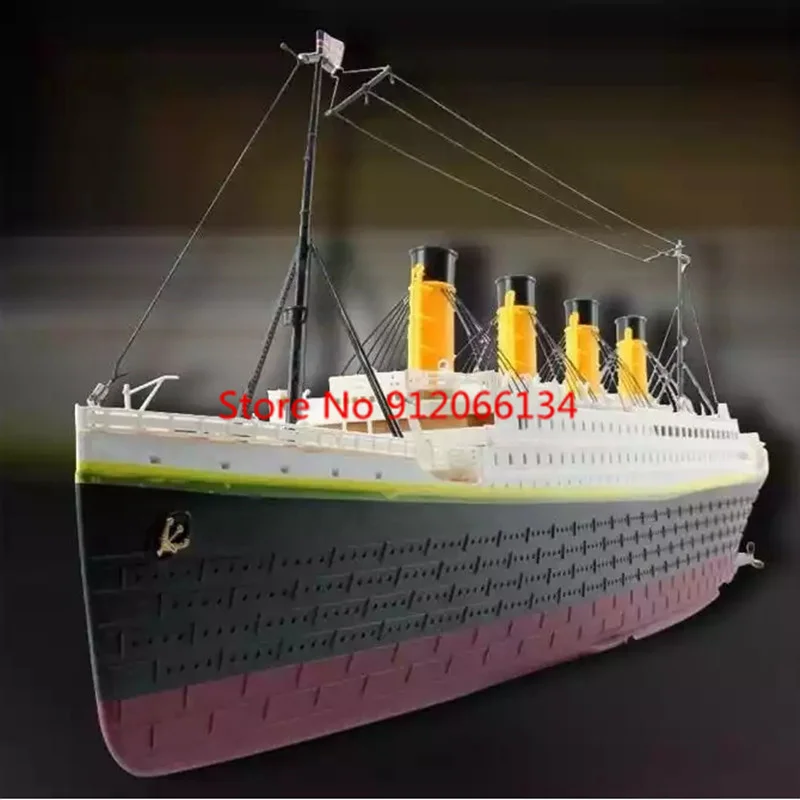 81CM Large Simulation RC Ship Toy 1:325 Sea Grand Cruise Ship Flash Led Lights Waterproof Boat Professional Ship Water Toy Gifts 4