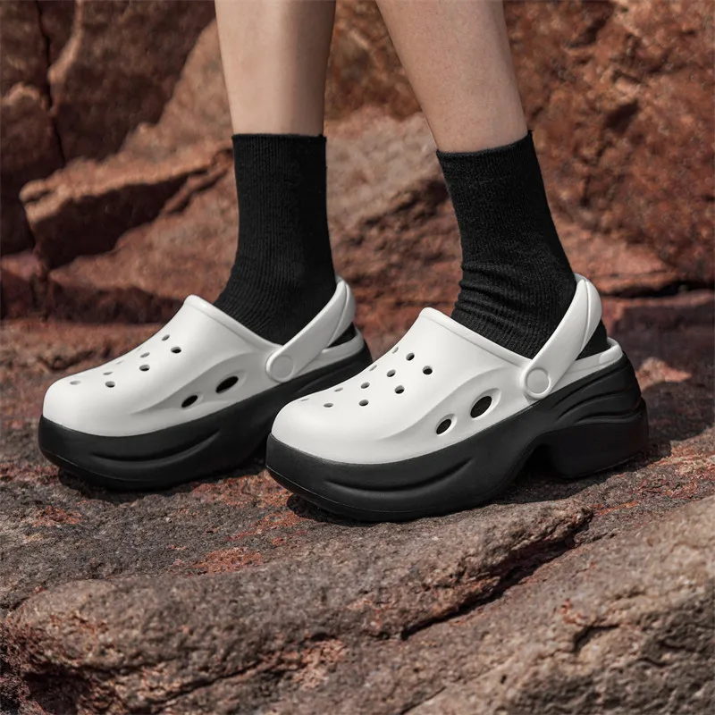 2024 Trendy Purple Women's Sandals Fashion Casual Platform Garden Clogs Women Outdoor Non-slip Height Increasing Sandals Woman