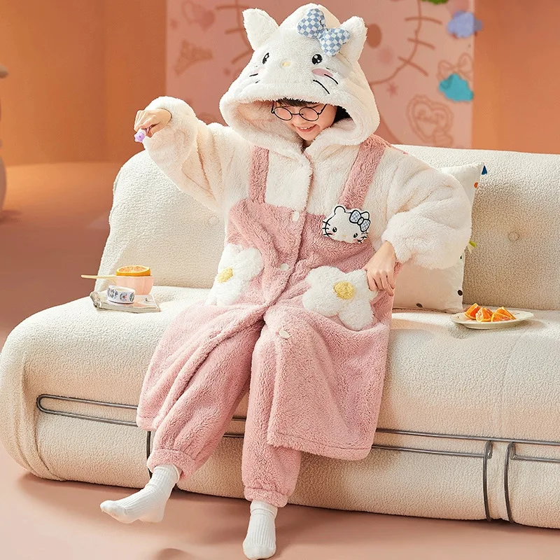 

Women's Hello Kitty Winter Nightgown Anime Sanrio Cinnamoroll Pochacco Girls' Warm Pajamas Parent-Child Bathrobe Home Clothing