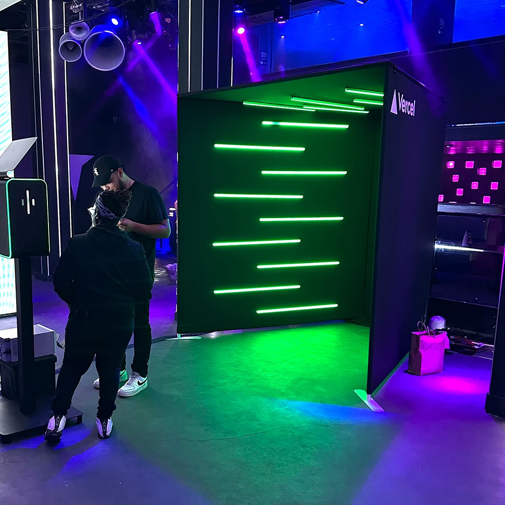 

Latest Design Custom Portable Backdrop Tradeshow Exhibition 360 Photo Booth Enclosure Photo Booth Enclosure With Led Lights