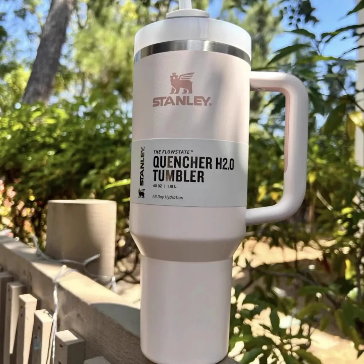 Wholesale 40oz Tumbler with Handle Straw Lid Insulated Stainless Steel  Stanley