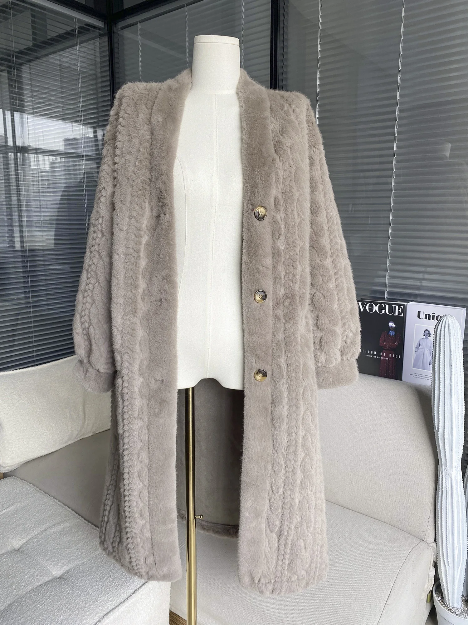 Winter Thick Warm Female Long Loose Coats Plus Size Button Fly Vintage Women's Faux Fur Outerwear Ladies X-long Dobby Fur Jacket
