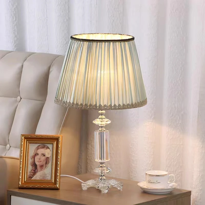 

Modern fashion creative K9 crystal Table Lamp Indoor romantic fabric E27 LED lamp for bedside&foyer&studio YS009