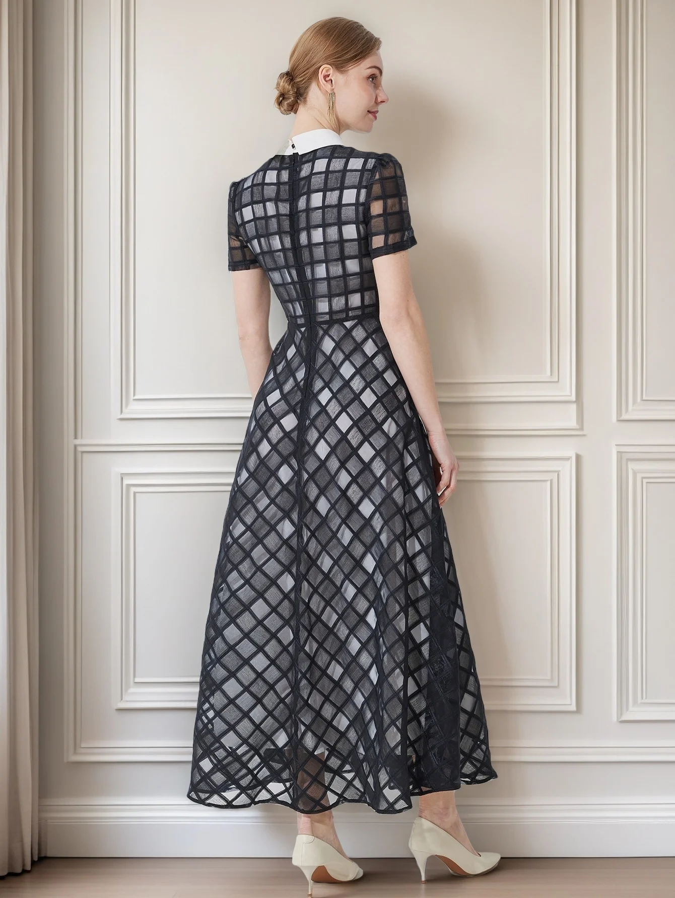 بلوزة بياقة بيتر بان بتصميم بريطاني عتيق، منسقة مع...