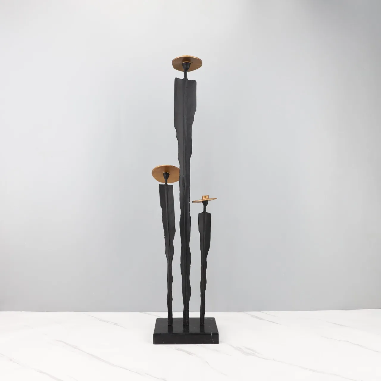 

Modern Minimalist Creative Metal Three Hermit Figure Sculpture Ornaments Living Room Bedroom Office Dining Room Home Accessories