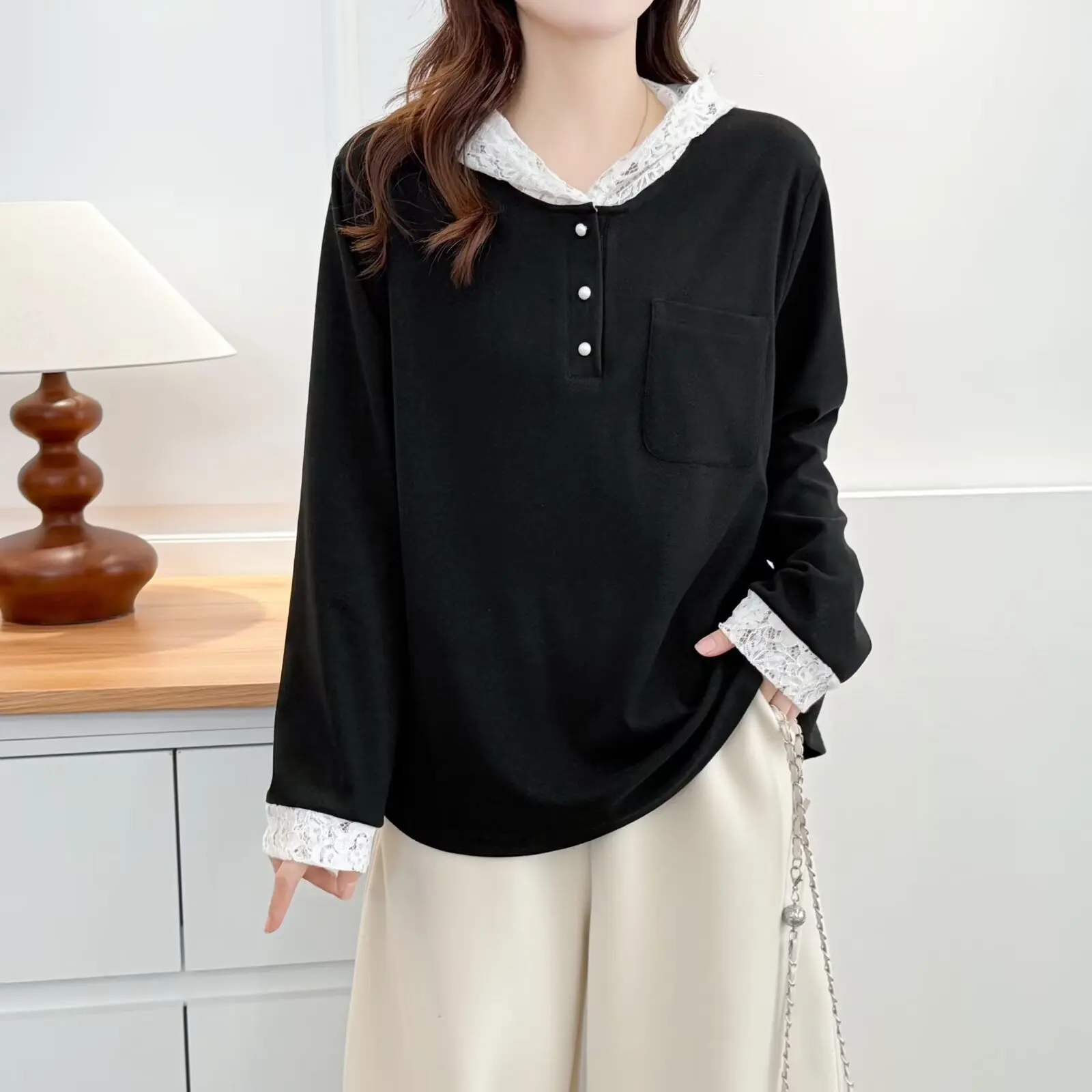 XXXXL Fashion Plus Size Women's T-Shirt 2025 New autumn/winter Stylish Lace Hooded De Velvet Warm Base Inner Top 1057