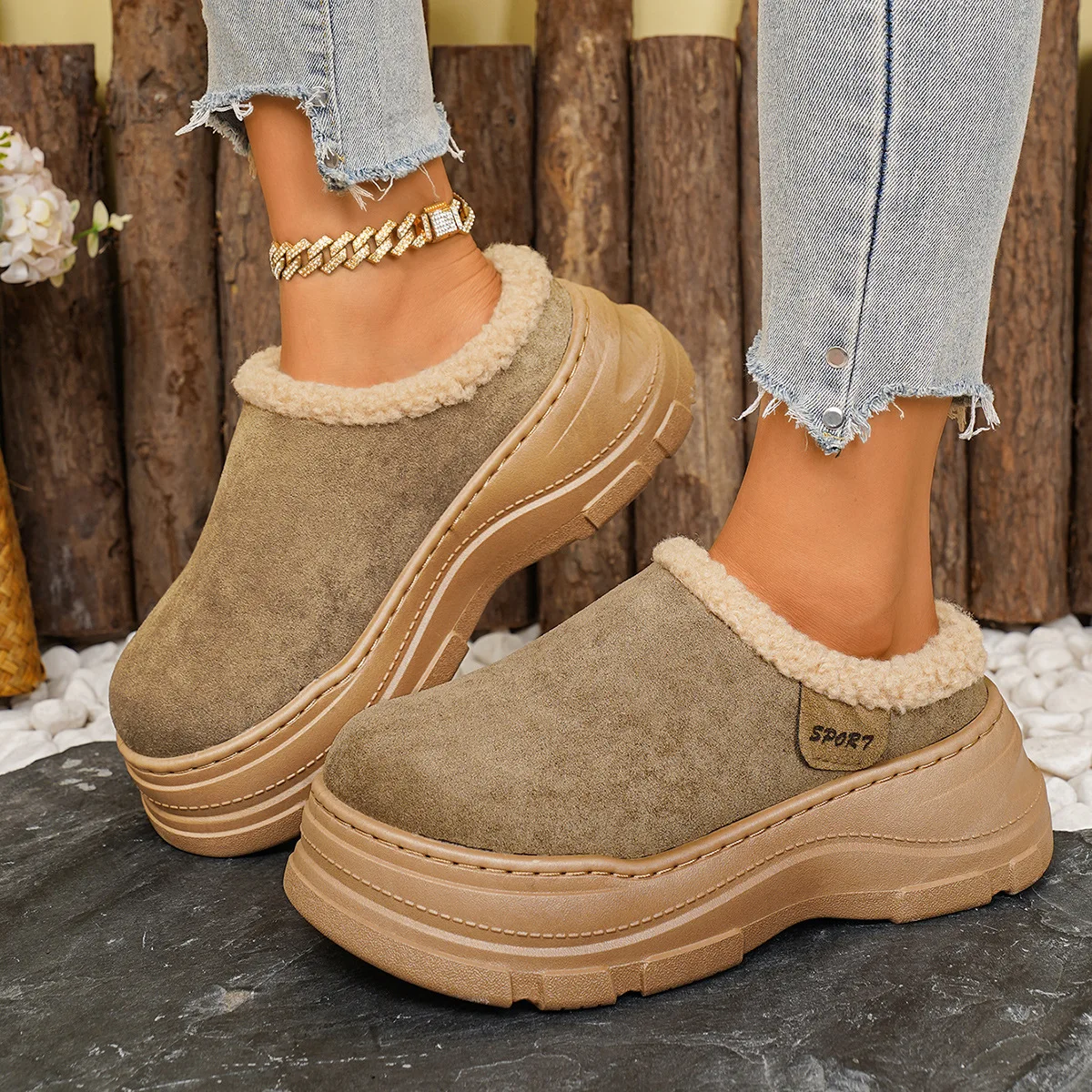 Faux Suede Wedges Cotton Slippers Women Outdoor Plus Size 45 Chunky Platform Snow Boots Woman 2025 Non Slip Warm Fluffy Slippers