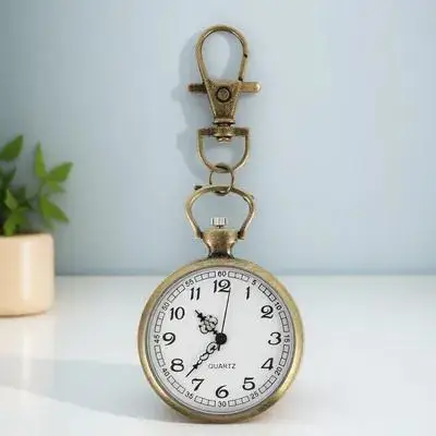 1pc 가슴 수유용 경량 패셔너블 간호사 시계 여성용 안전 소재 디자인 간호사 포브 타임피스 걸이식 시계