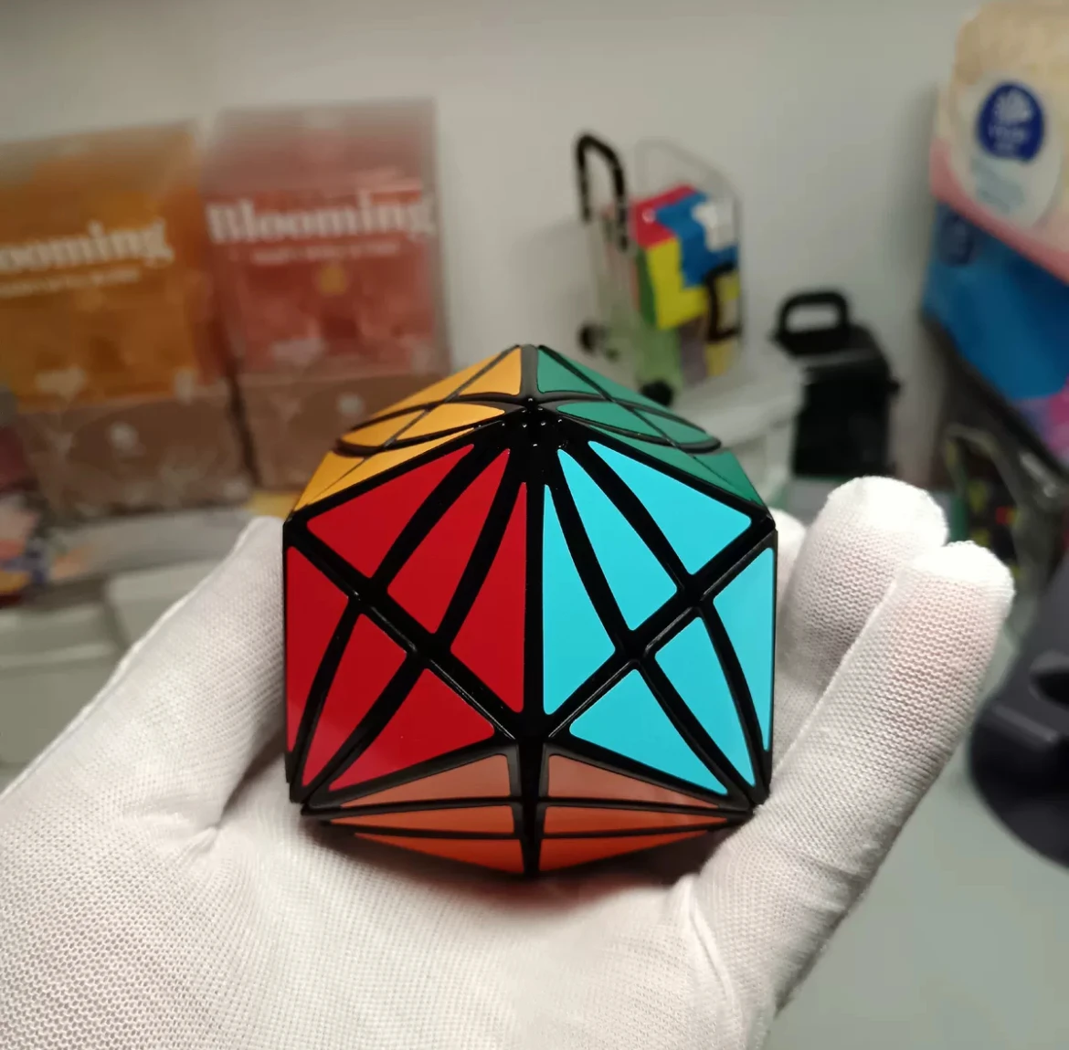 MoYu Magic Eye Cube No.1 Limited Collection Magic Speed Cube Puzzle Magic Cube Professional Cubo Magico Puzzle Toy for Children 3