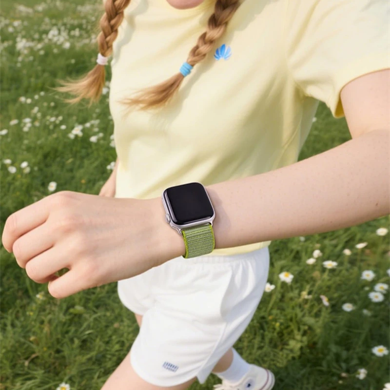 Premium Nylon Loop Smartwatch Strap - Vibrant & Durable Bracelet Accessory