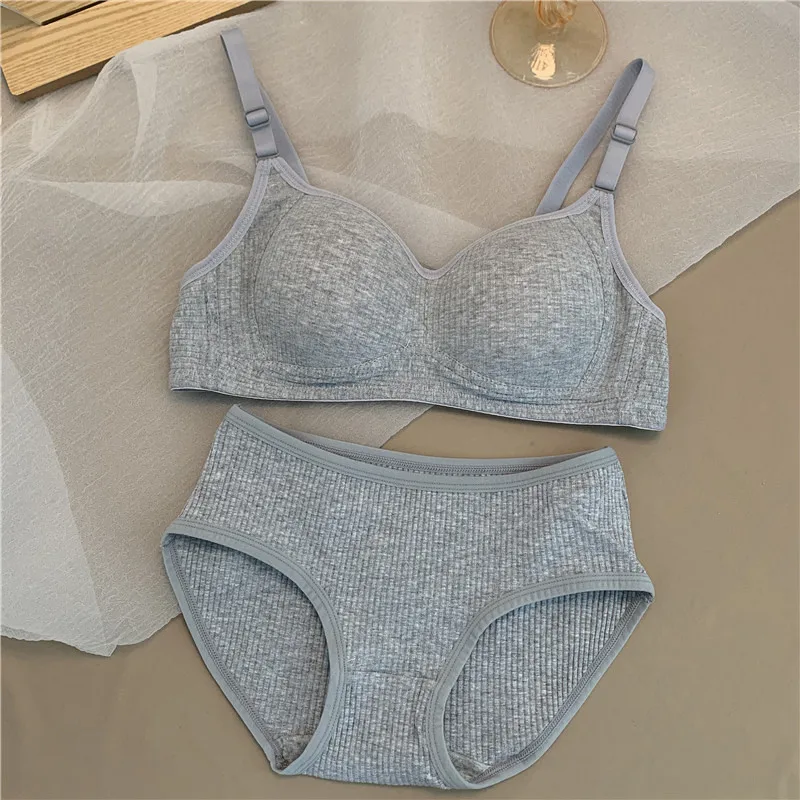 thumbnail image 1 of Conjunto de sujetador sin costuras para mujer, bragas + sujetador sin aros, 2 piezas, conjunto de lencería de color sólido, sujetador sexy, conjunto de ropa interior femenina de algodón, 1 of 5