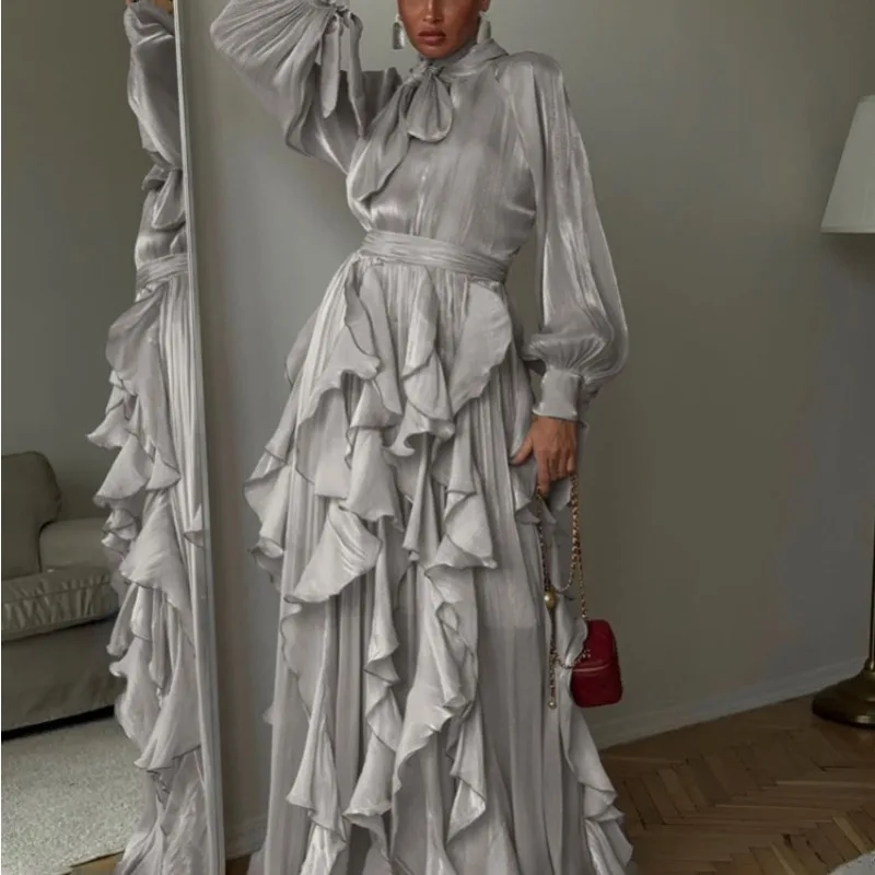 Nuovo Elegante Abito Lungo da Sera/Cerimonia da Donna 2026 con Volant, in Chiffon Lucido, a Maniche Lunghe, con Cintura Annodata e Strati - immagine 3