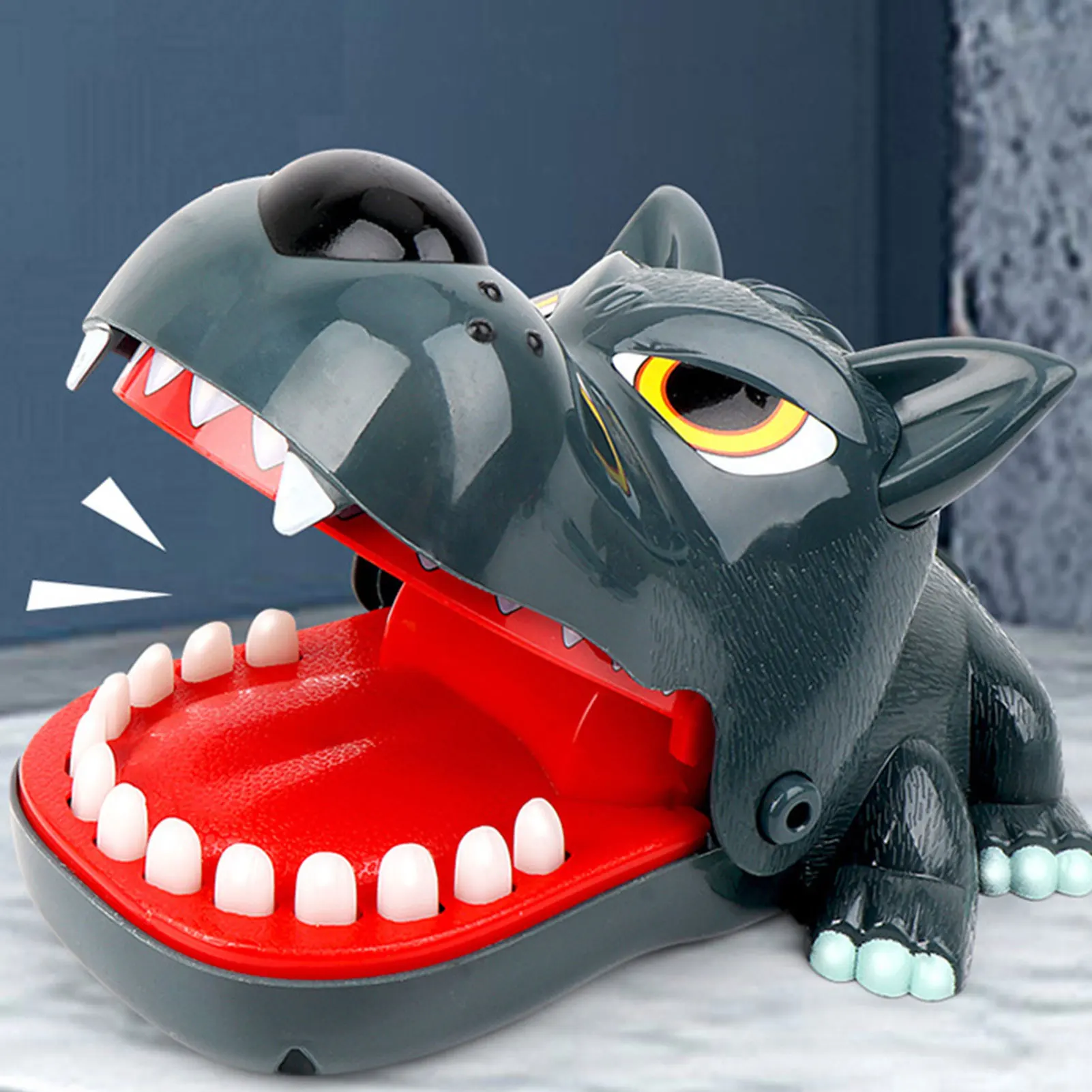 

Hand-biting Crocodile Scary Toy Trick Decompression Game Children's Cool Stuff Wolf Shaped Bite Finger Toy Children Gift