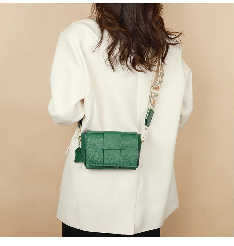 100% Cowhide Women's Shoulder Bags Genuine Leather Woven Crossbody Bags Wide Straps Messenger Bags Fashion Designer Brands Totes