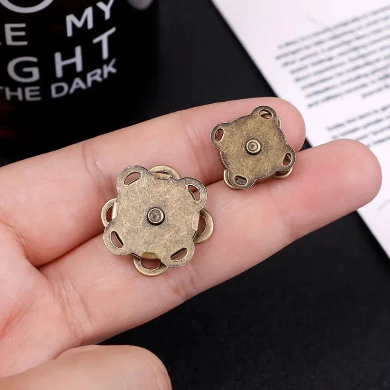 10 sets/partij 17mm Magnetische Snap Ronde Knop Portemonnee Lederen Fasteners Sluiting Voor Portemonnee Tas Portemonnee Notebook Ambachtelijke Onderdelen accessoires - België