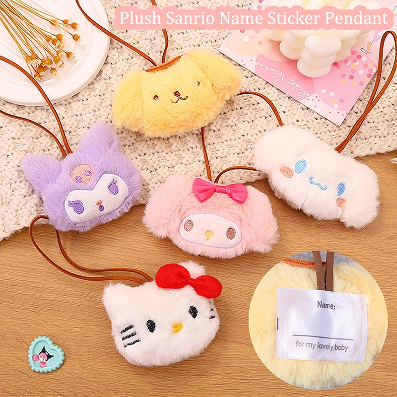 

Плюшевая наклейка с именем Sanrio, подвеска с мультяшным рисунком Hello Kitty Kuromi, ярлык для багажа с защитой от потери, декоративный шнурок для сумки
