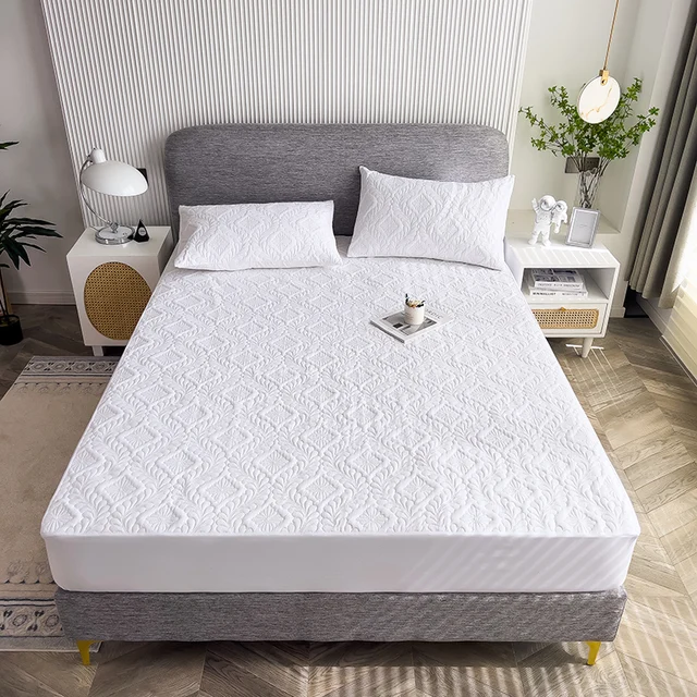 Queen Size Waterproof Mattress Protector - Soft Breathable Cover With Deep Pocket Up To 14 Inches, Black
