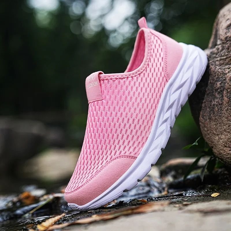 

Женские сетчатые кроссовки, дышащие Лоферы без шнуровки, мягкая подошва, большие размеры 35-42