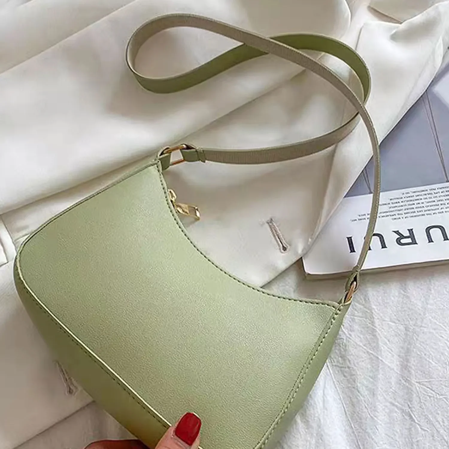 PU New Ladies Fashion Handbag Retro Pure Color Macaron Small Square Bag Hundreds of Shoulder Bags Casual Women's Bags