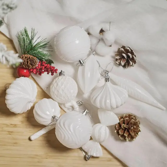 Christmas Ball Ornaments Shatterproof Plastic Tree Ornaments 24 PCS Shaped Styles Xmas Tree Holiday Decor,White 2