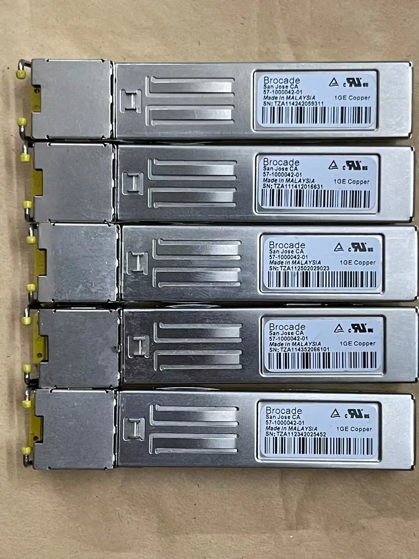 Brocade 1GE RJ45 Sfp Fiber Switch 57-1000042-01/RJ45 Network Adapter