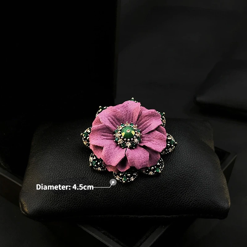

Vintage Flower Scarf Buckle Shawl Buckle High-End Brooch Corsage for Men and Women Accessories Pin Rhinestone Jewelry Pins Gifts