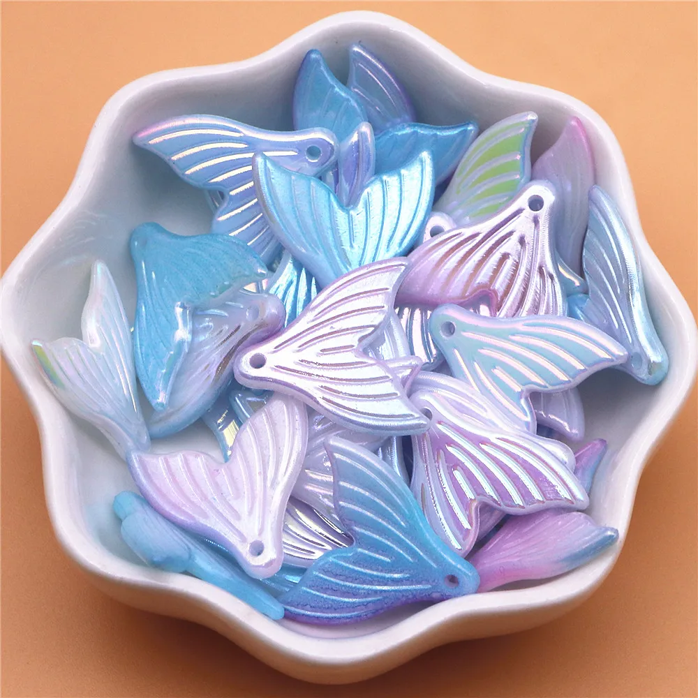 30pcs 반짝 이는 그라디언트 컬러 수지 모조 진주 물고기 꼬리 참 구멍이있는 DIY 쥬얼리 공예 액세서리 장식