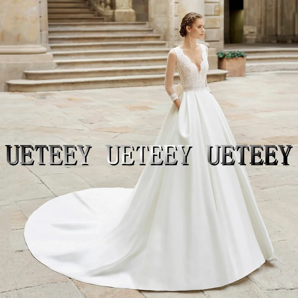 Ueteey a Linha Vestido de Casamento Sexy com Decote em v Vestidos de Noiva Vestido de Noite Renda Superior Cetim Saia Mangas Compridas Trem Varredura 2022 Botões 2 superior cetim saia sexy com decote em