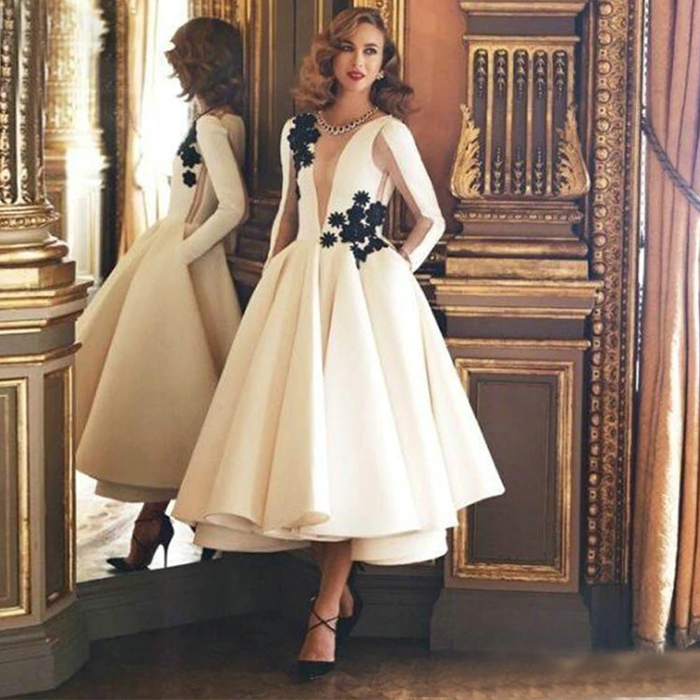 

Vintage Tea Length A-Line Evening Dress 2022 Sheer O-Neck Long Sleeve Black Flowers Formal Homecoming Prom Party Gowns