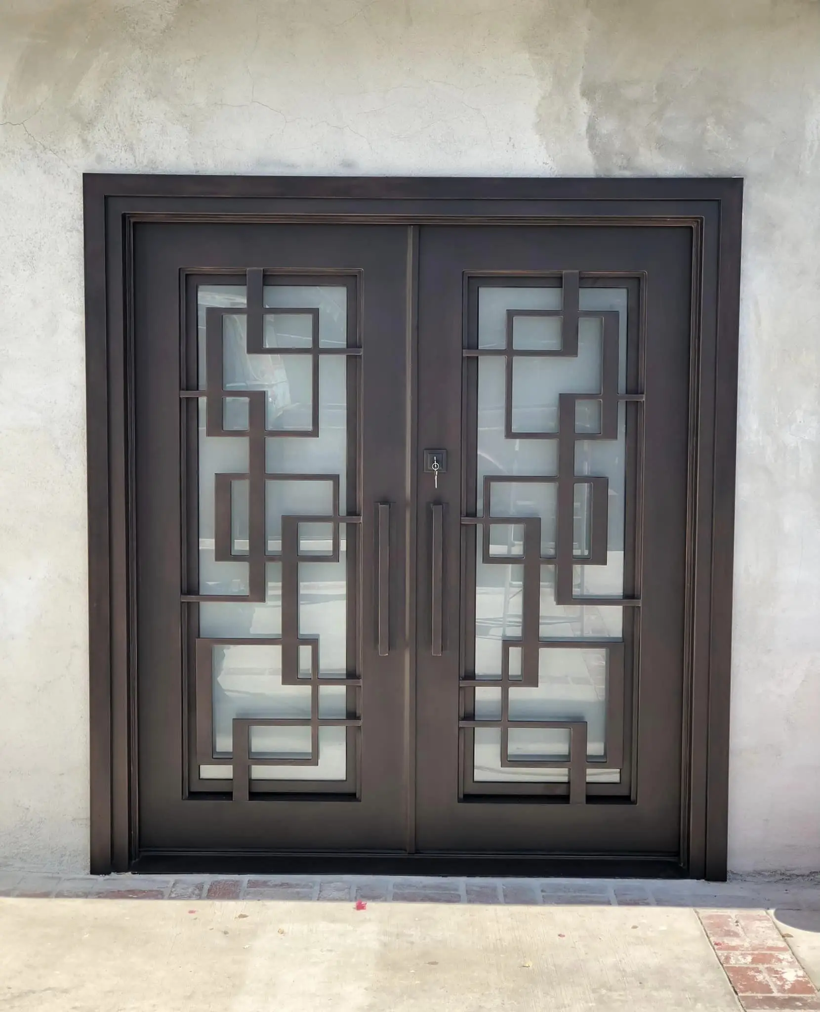 Customizable Wrought Iron Entry Double Doors for Houses Modern Villa Outdoor Apartment Iron Door Customization Support
