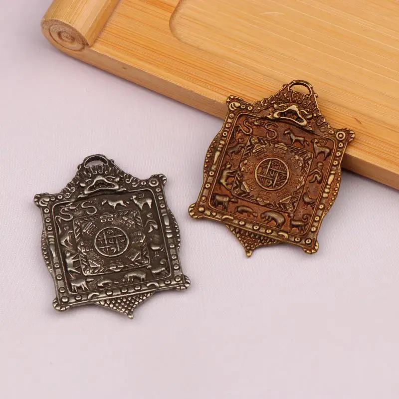 Old Bronze Dharma Tool Jiugong Card Tibet 12 Zodiac Sign Horoscope Pendant For Mens Womens Hainging Keyring Charms Gift