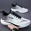 Scarpe da uomo in mesh traspirante Scarpe da ginnastica casual leggere Scarpe da corsa con suola morbida antiscivolo per uomo Primavera Estate 1