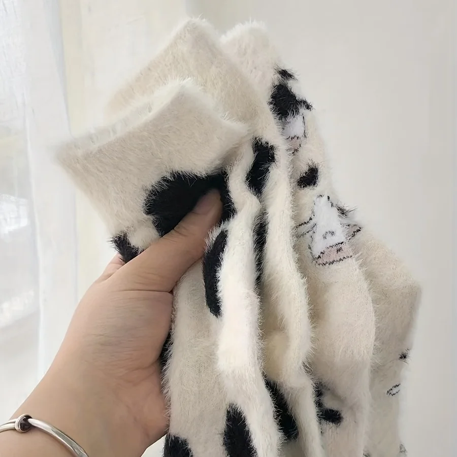 Womens Socks 2 Pairs Cute Cow Spots Print Socks Thickened Warm Coral Fleece Socks Women's Stockings Hosiery