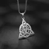 Colgante de nudo de Trinidad celta irlandesa Vintage de acero inoxidable, collar de tótem de estrella y Luna con nudo de bruja Wiccan, joyería de la suerte a la moda para hombres 1