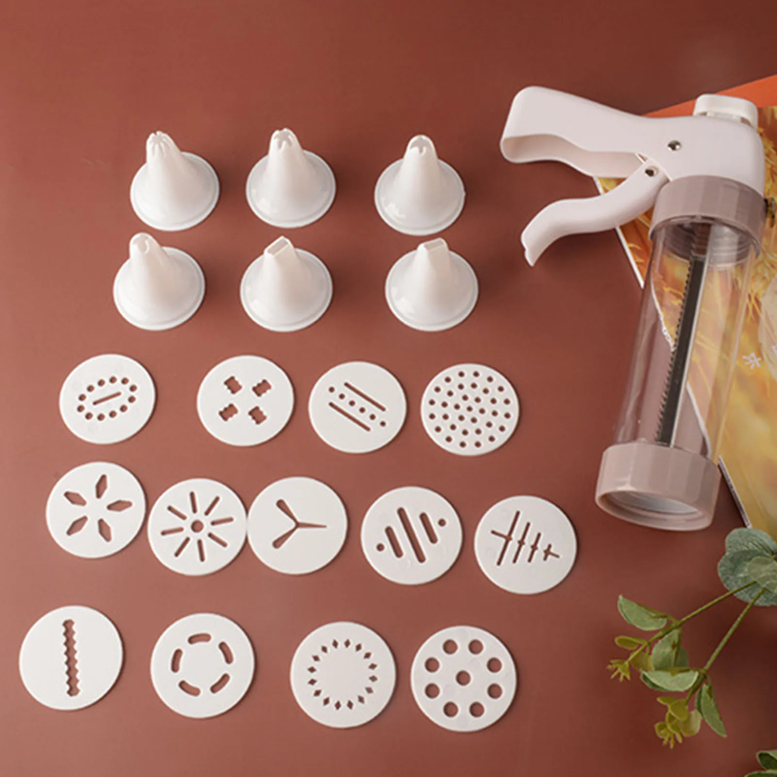 Cookie Cutter Baking Mold Cookie Mould Fondant Cutter Cookie Maker Press Kit Pastry Cutter Cookie Press Icing Kit Cookie Cutter Mold Gun DIY Pastry Syringe Extruder Nozzles Piping Cream Biscuit Maker Cake Tools